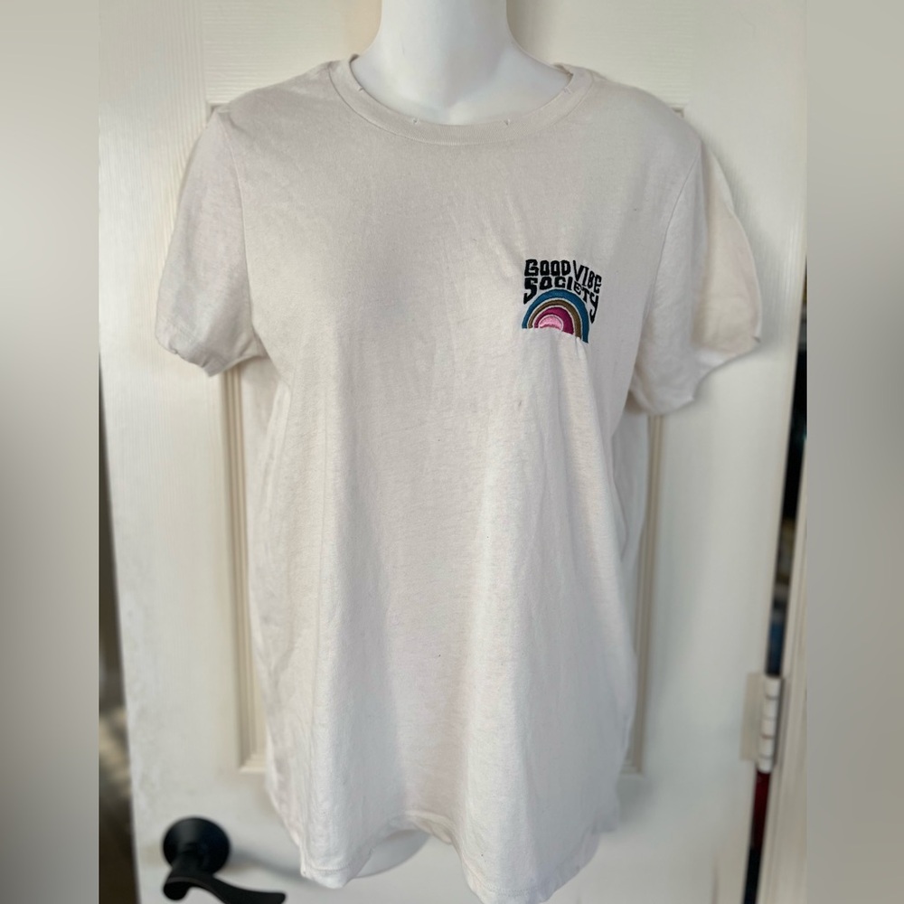 Spiritual Gangster “Good Vibe Society” Cream Tee with Rainbow Graphic Sz S